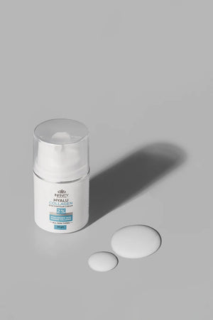 Hyalu_Collagen_Eye_Contour_texture_close-up